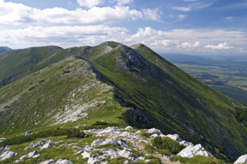 Sveto brdo, Velebit | HPD BROTNJO ©️ Via Dinarica