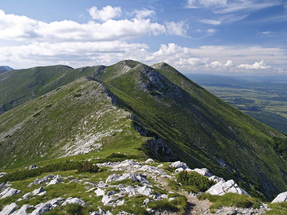Sveto brdo, Velebit | HPD BROTNJO ©️ Via Dinarica